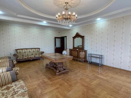 5-комн. офис - м. 28 мая - 250 м²