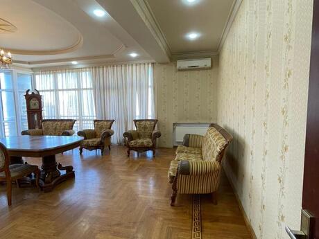 5-комн. офис - м. 28 мая - 250 м²