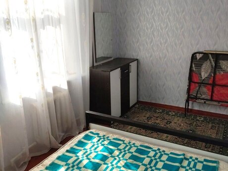 2 otaqlı köhnə tikili - Neftçilər m. - 60 m²