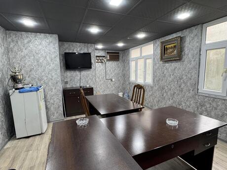 1 otaqlı ofis - Nizami m. - 20 m²