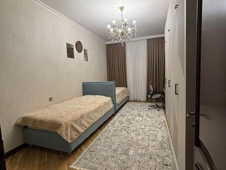 4 otaqlı yeni tikili - Nəriman Nərimanov m. - 165 m²