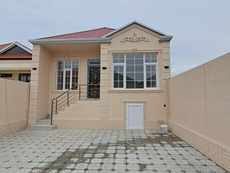 3 otaqlı həyət evi/bağ evi - Saray q. - 85 m²