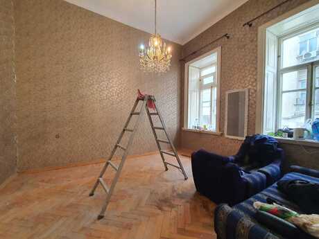 2-комн. офис - м. Сахил - 70 м²