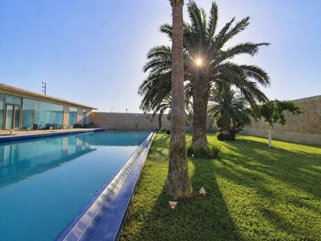 5 otaqlı həyət evi/bağ evi - Mərdəkan q. - 500 m²