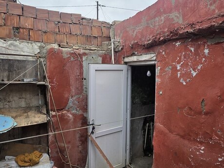 3 otaqlı həyət evi/bağ evi - Əmircan q. - 60 m²