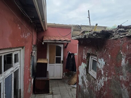 3 otaqlı həyət evi/bağ evi - Əmircan q. - 60 m²