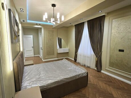 4 otaqlı yeni tikili - Nəsimi r. - 140 m²
