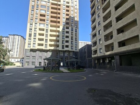 Elan №6061648 - Bakı, Şah İsmayıl Xətai m., 2 otaqlı, 72 m², 10/16 mərtəbə