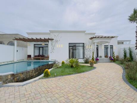 5 otaqlı həyət evi/bağ evi - Mərdəkan q. - 250 m²