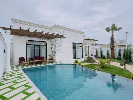 5 otaqlı həyət evi/bağ evi - Mərdəkan q. - 250 m²