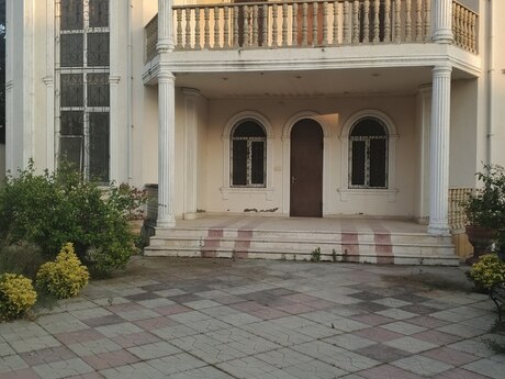7-комн. дом/дача - пос. Новханы - 250 м²