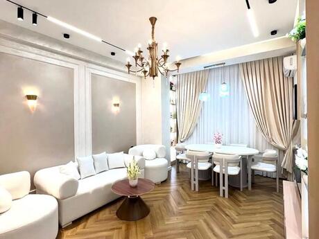 Объявление №6061826 - Баку, м. Элмляр Академиясы, 2-комн., 80 м², 9/14 этаж