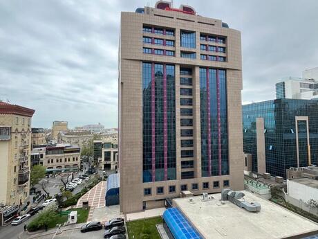 4 otaqlı yeni tikili - Sahil m. - 257 m²
