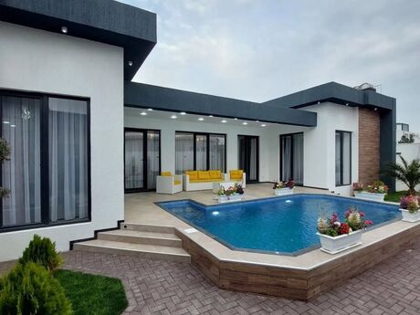4 otaqlı həyət evi/bağ evi - Mərdəkan q. - 200 m²
