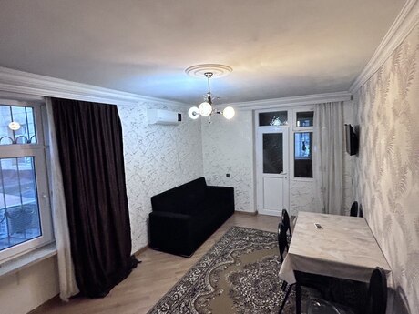 2 otaqlı köhnə tikili - Qara Qarayev m. - 44 m²
