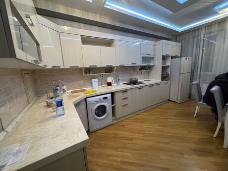 2 otaqlı yeni tikili - Yasamal r. - 90 m²