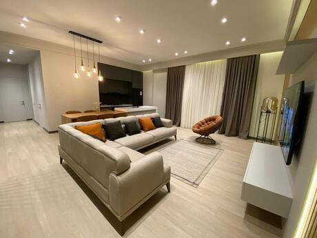 Объявление №6061831 - Баку, м. 28 мая, 3-комн., 150 м², 8/14 этаж