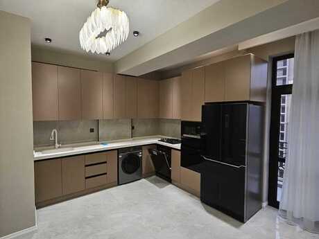 4 otaqlı yeni tikili - Nərimanov r. - 140 m²