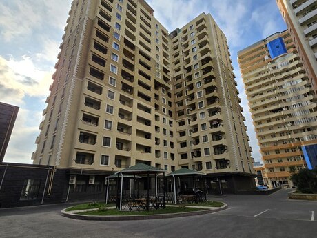 Elan №6061750 - Bakı, Şah İsmayıl Xətai m., 2 otaqlı, 70 m², 7/17 mərtəbə
