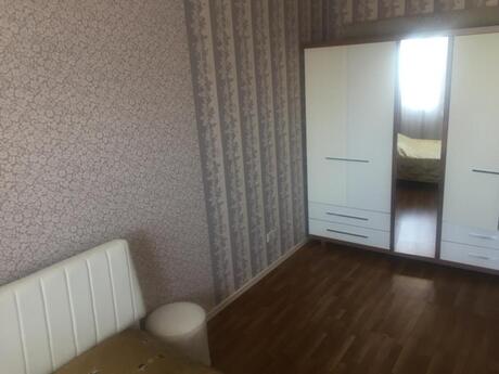 2-комн. новостройка - м. 28 мая - 75 м²