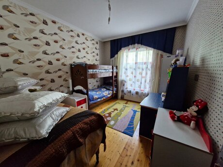 4 otaqlı həyət evi/bağ evi - NZS q. - 200 m²