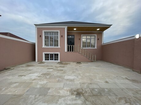 4 otaqlı həyət evi/bağ evi - Hövsan q. - 130 m²