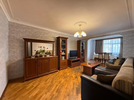 3 otaqlı köhnə tikili - Gənclik m. - 88 m²