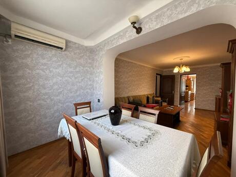 3 otaqlı köhnə tikili - Gənclik m. - 88 m²