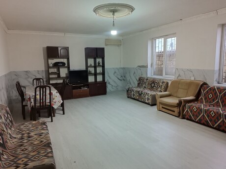 4 otaqlı həyət evi/bağ evi - Kürdəxanı q. - 130 m²