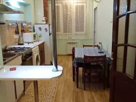3 otaqlı köhnə tikili - 28 May m. - 55 m²
