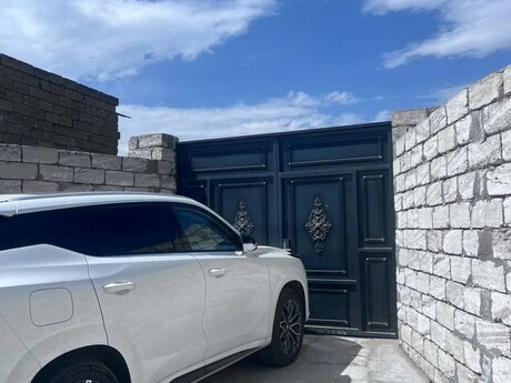 5 otaqlı həyət evi/bağ evi - Buzovna q. - 160 m²