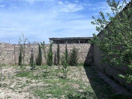 5 otaqlı həyət evi/bağ evi - Buzovna q. - 160 m²