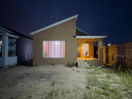 3 otaqlı həyət evi/bağ evi - Şüvəlan q. - 120 m²