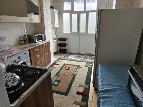 4 otaqlı köhnə tikili - Şirvan - 89 m²