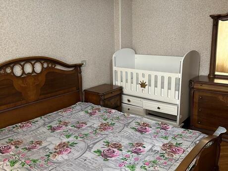 2 otaqlı köhnə tikili - Gənclik m. - 70 m²
