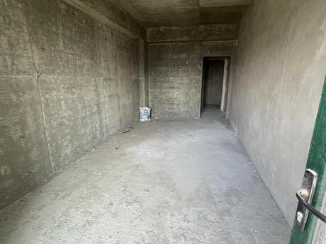 1 otaqlı yeni tikili - İnşaatçılar m. - 48 m²