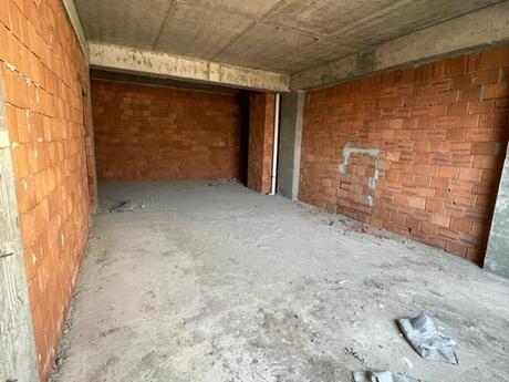 1 otaqlı yeni tikili - İnşaatçılar m. - 48 m²