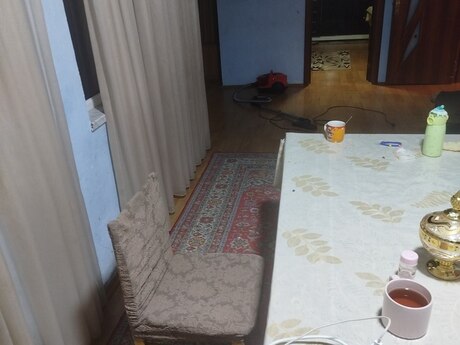6 otaqlı həyət evi/bağ evi - Mərdəkan q. - 174 m²