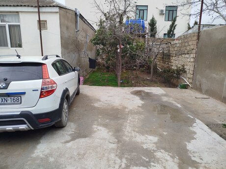 6 otaqlı həyət evi/bağ evi - Mərdəkan q. - 174 m²