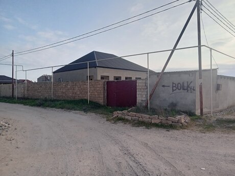 5 otaqlı həyət evi/bağ evi - Türkan q. - 140 m²