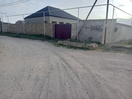 5 otaqlı həyət evi/bağ evi - Türkan q. - 140 m²