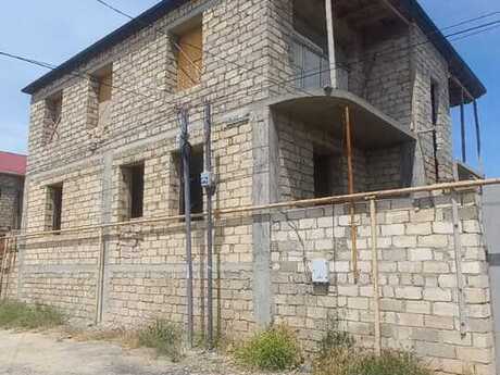 6 otaqlı həyət evi/bağ evi - Zabrat q. - 350 m²