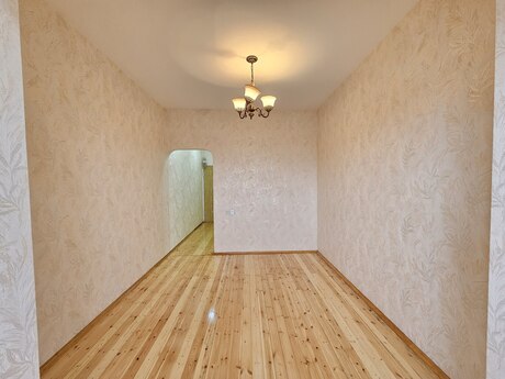 2 otaqlı köhnə tikili - Azadlıq Prospekti m. - 48 m²