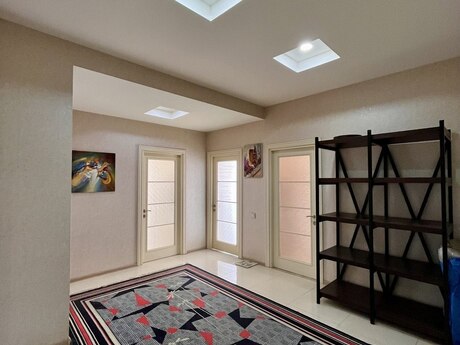 3 otaqlı yeni tikili - Şah İsmayıl Xətai m. - 158 m²