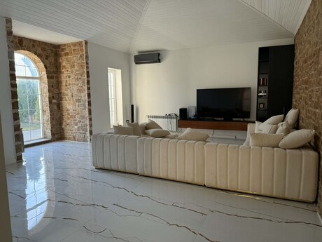 6-комн. дом/дача - пос. Мардакан - 275 м²