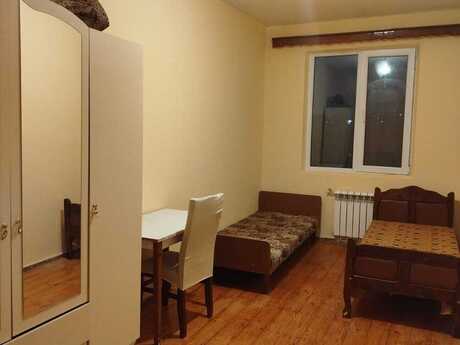 2 otaqlı köhnə tikili - Memar Əcəmi m. - 42 m²