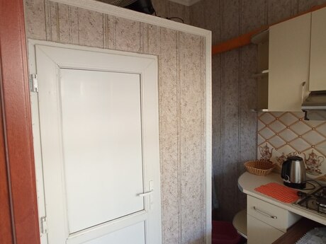 1 otaqlı həyət evi/bağ evi - Yasamal r. - 18 m²