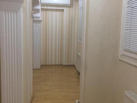 4 otaqlı köhnə tikili - Sumqayıt - 90 m²