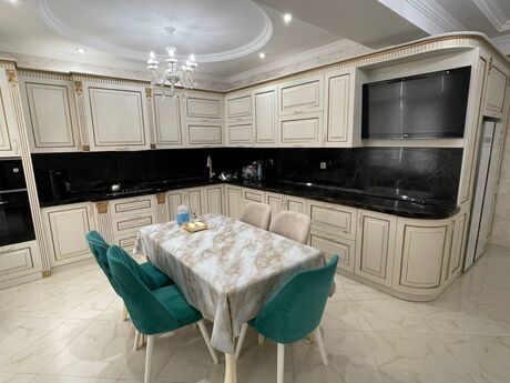5 otaqlı yeni tikili - Sumqayıt - 213 m²