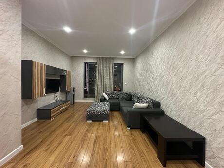 2-комн. новостройка - Сабаильский р. - 100 м²